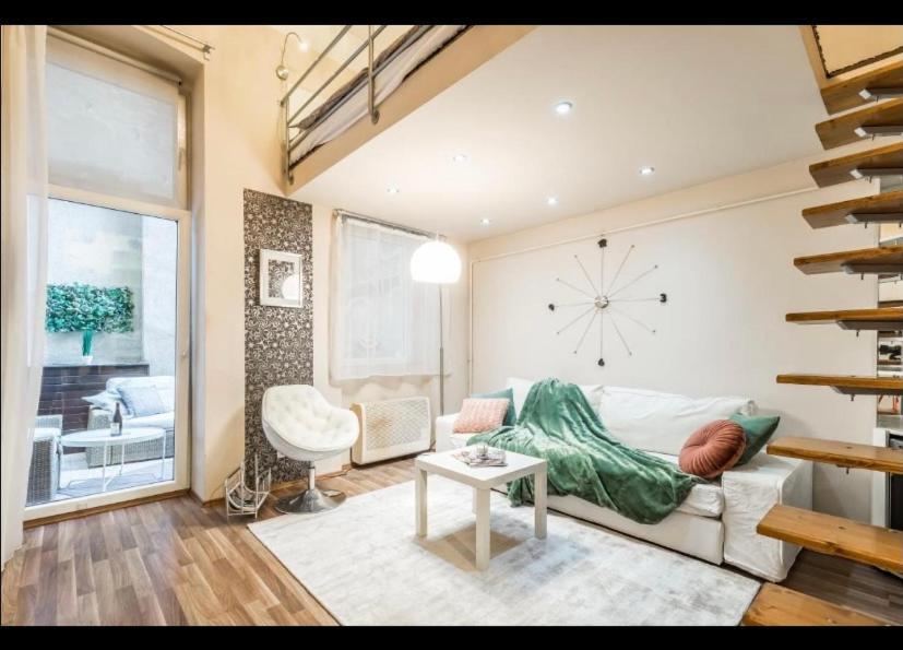 Apartmán Center Studio With Sauna And Patio Budapešť Exteriér fotografie